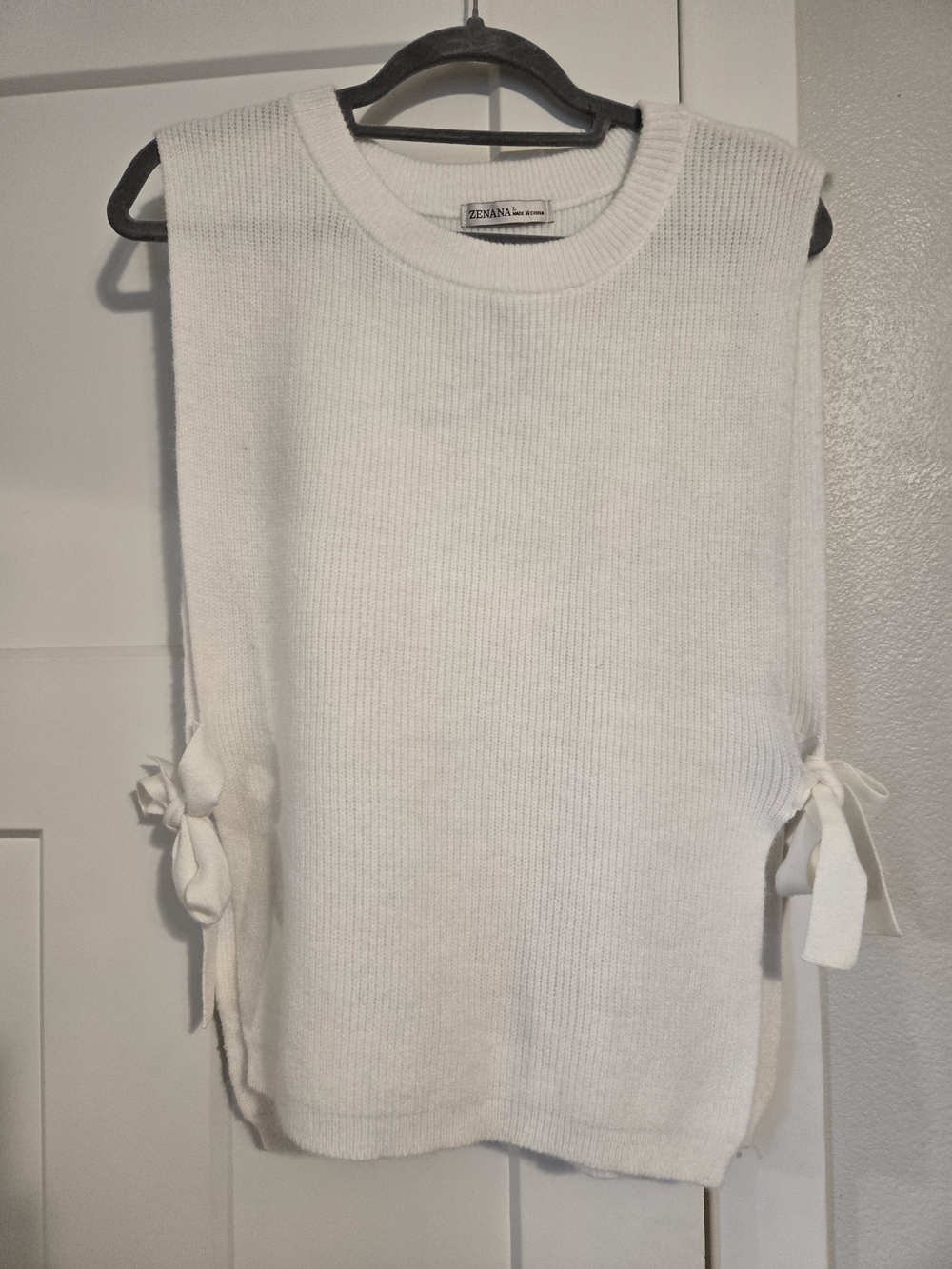 Zenana Outfitters White Sleeveless Ribbed Knit Sweater with Side Ties